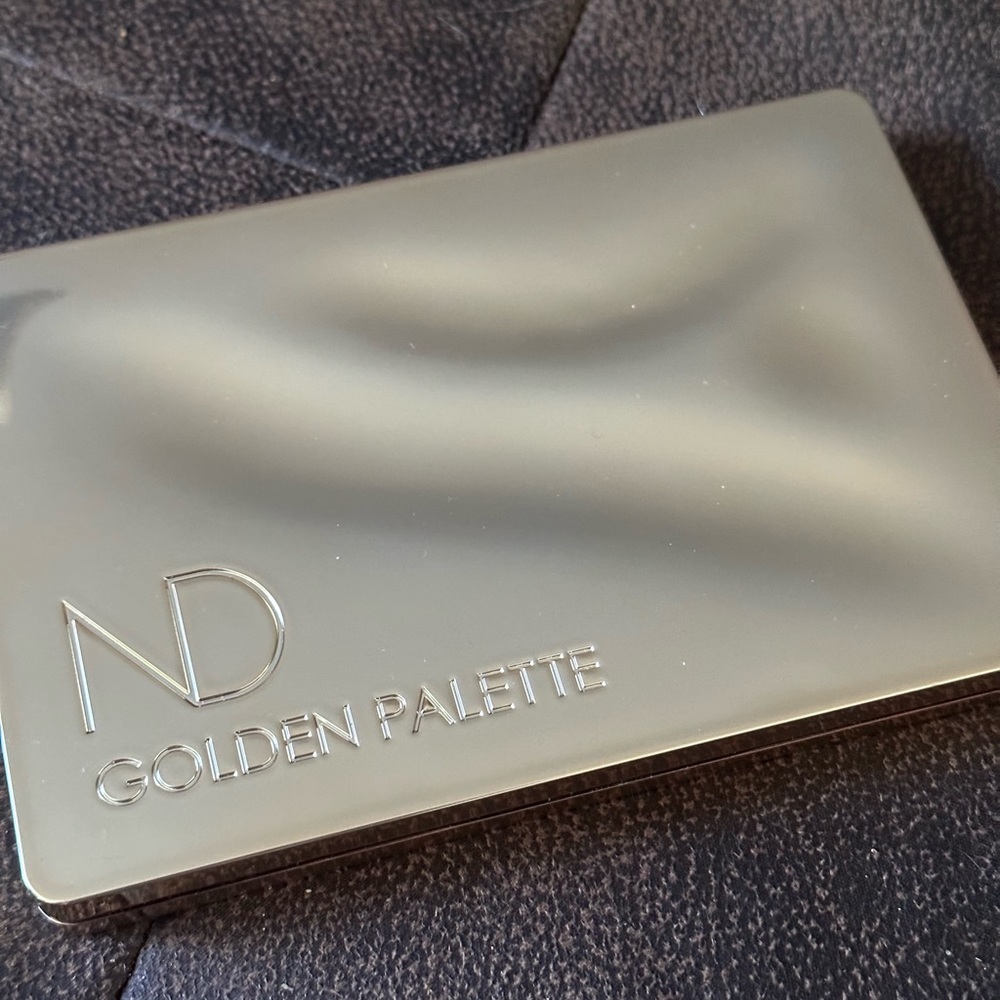 ND Palette Metallic Shades Makeup Compact - Picture 2 of 8